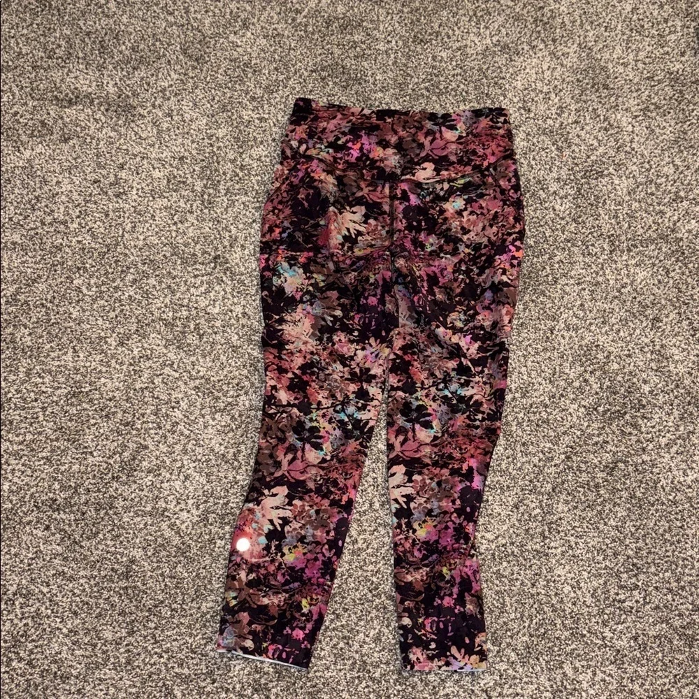 Lululemon Base Pace High-Rise Crop 23
